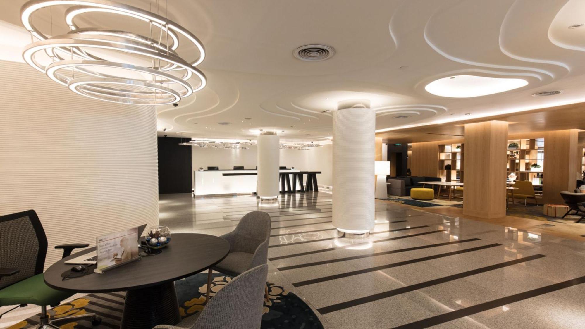 Holiday Inn Bangkok By Ihg Екстер'єр фото