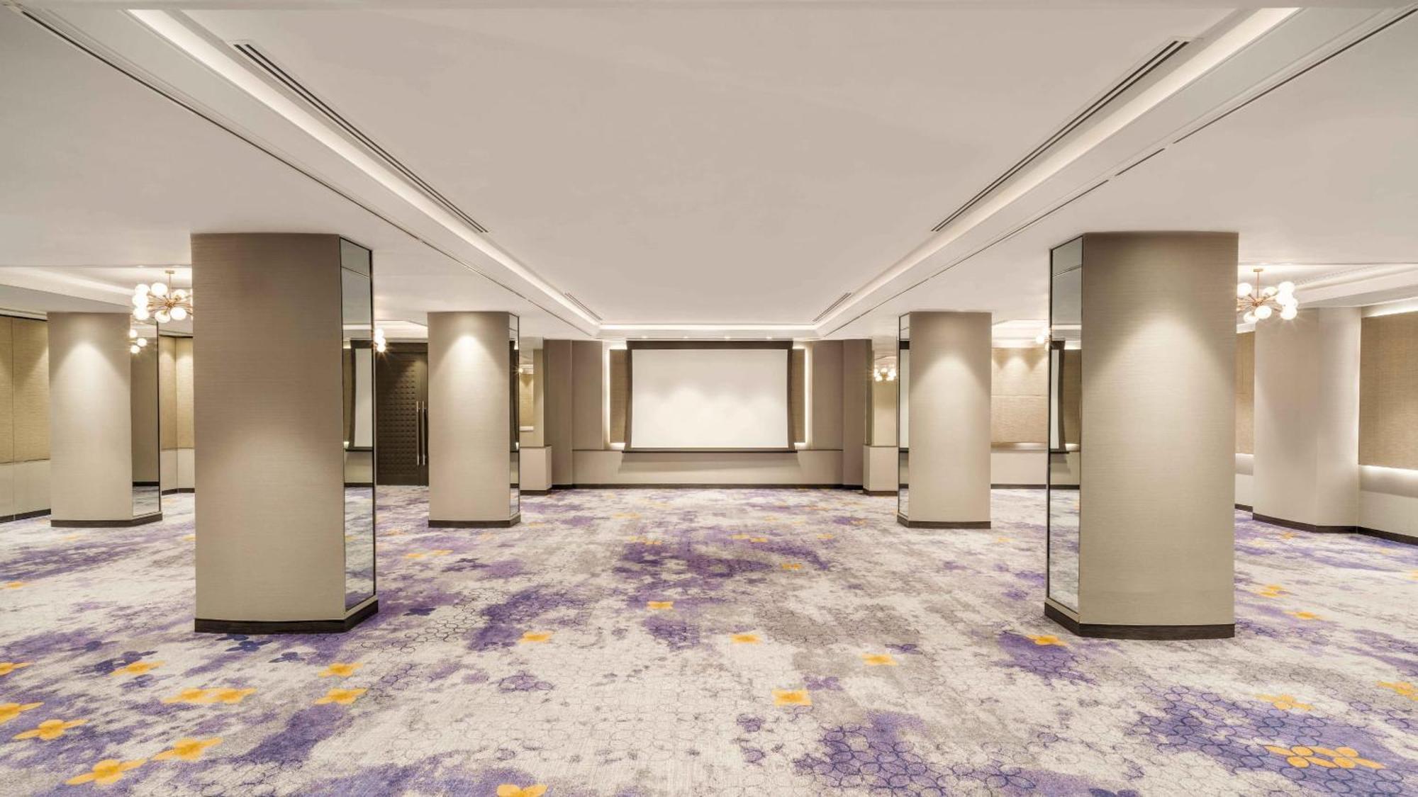 Holiday Inn Bangkok By Ihg Екстер'єр фото